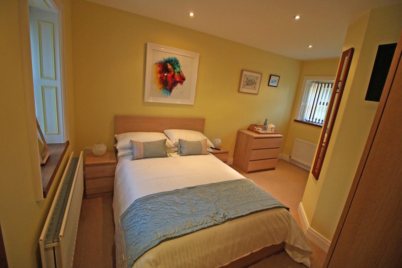 Feetnpaws Bed & Breakfast Portaferry Exterior photo